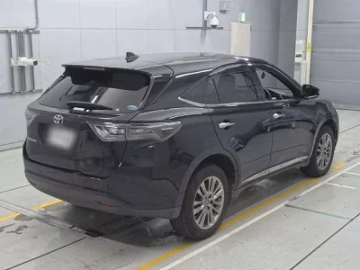 Toyota HARRIER  с аукциона в Японии