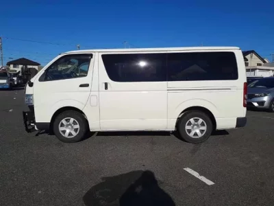 Toyota REGIUS ACE VAN