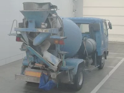 Mitsubishi FUSO FIGHTER