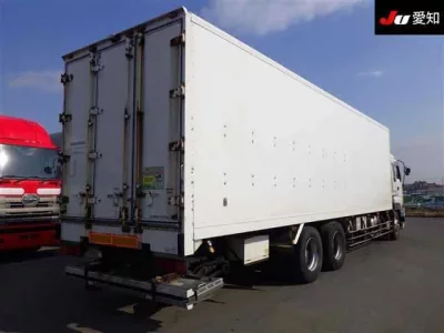 Isuzu GIGA  с аукциона в Японии