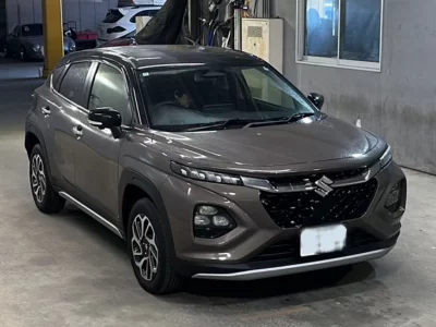 Suzuki FRONX  с аукциона в Японии