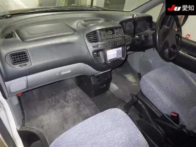 Mitsubishi DELICA  с аукциона в Японии