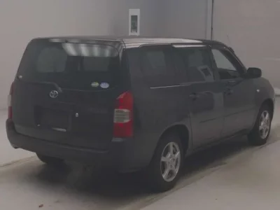 Toyota SUCCEED  с аукциона в Японии