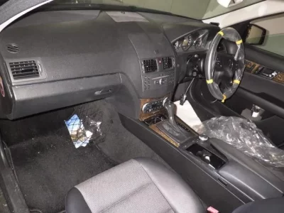 Mercedes-Benz C CLASS  с аукциона в Японии