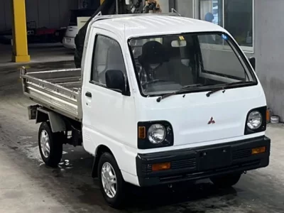 Mitsubishi MINICAB TRUCK