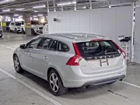 Volvo V60 лот № 824 оценка 4  с аукциона в Японии 4
