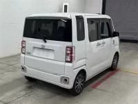 Toyota PIXIS MEGA лот № 50039 оценка 4.5  с аукциона в Японии 4