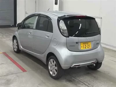 Mitsubishi I-MIEV  с аукциона в Японии