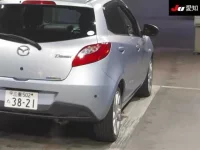Mazda DEMIO лот № 52 оценка 3.5  с аукциона в Японии 7