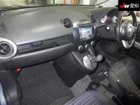 Mazda DEMIO лот № 52 оценка 3.5  с аукциона в Японии 2