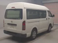 Toyota REGIUS ACE VAN лот № 85021 оценка RA  с аукциона в Японии 1