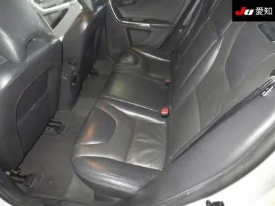 Volvo V60  с аукциона в Японии