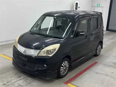 Mitsubishi DELICA D2