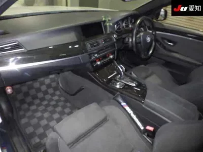 BMW 5-Series  с аукциона в Японии