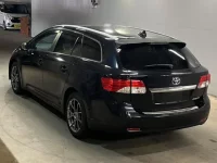 Toyota AVENSIS WAGON лот № 2053 оценка 3.5  с аукциона в Японии 1