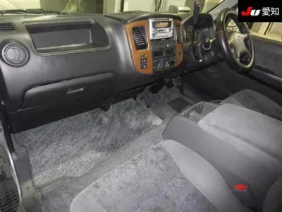 Nissan CARAVAN VAN  с аукциона в Японии