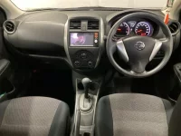 Nissan TIIDA LATIO лот № 2061 оценка 3  с аукциона в Японии 2