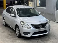 Nissan TIIDA LATIO лот № 2061 оценка 3  с аукциона в Японии 3