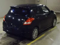 Suzuki SWIFT лот № 7042 оценка R  с аукциона в Японии 1