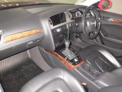 Audi A4  с аукциона в Японии