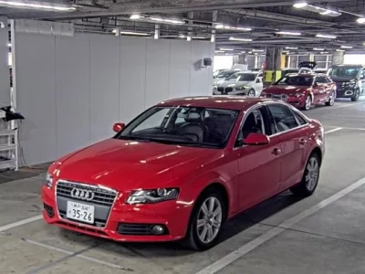 Audi A4  с аукциона в Японии
