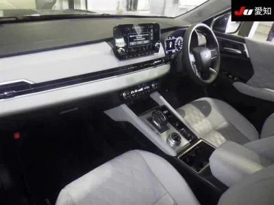 Mitsubishi OUTLANDER PHEV  с аукциона в Японии