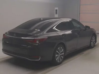 Lexus ES  с аукциона в Японии