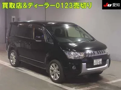 Mitsubishi DELICA D5