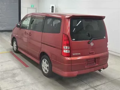 Nissan SERENA  с аукциона в Японии
