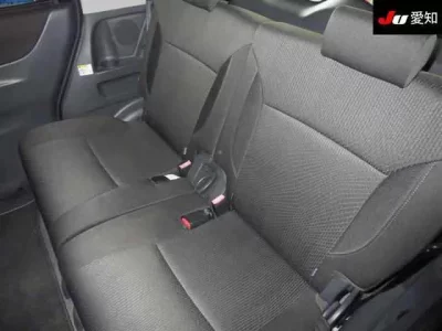 Mitsubishi DELICA D2