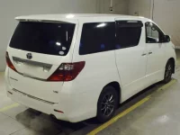 Toyota ALPHARD лот № 7067 оценка 3  с аукциона в Японии 1