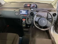 Toyota SPADE лот № 2121 оценка 4  с аукциона в Японии 2