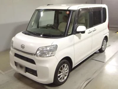 Daihatsu TANTO  с аукциона в Японии