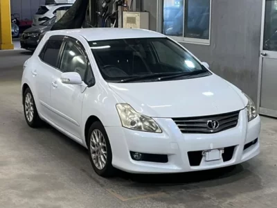 Toyota BLADE  с аукциона в Японии