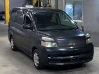Toyota VOXY лот № 2123 оценка R  с аукциона в Японии 3
