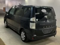 Toyota VOXY лот № 2123 оценка R  с аукциона в Японии 1