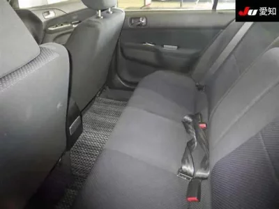 Mitsubishi LANCER  с аукциона в Японии