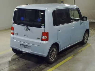 Toyota PIXIS SPACE