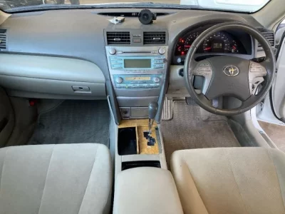 Toyota CAMRY  с аукциона в Японии