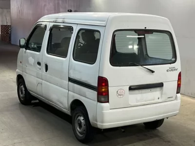 Suzuki EVERY  с аукциона в Японии
