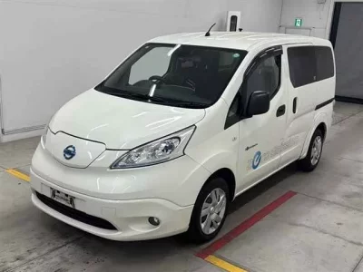 Nissan NV200  с аукциона в Японии