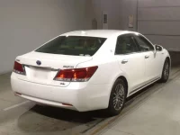 Toyota CROWN лот № 99 оценка 4  с аукциона в Японии 1