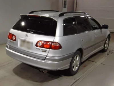 Toyota CALDINA  с аукциона в Японии