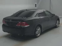 Toyota CROWN лот № 72010 оценка 3.5  с аукциона в Японии 1