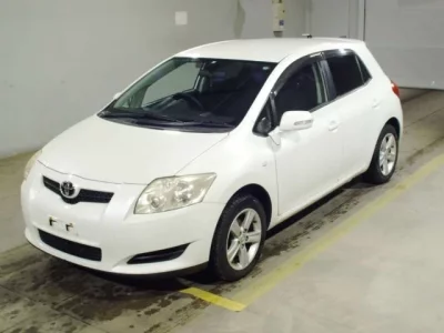 Toyota AURIS  с аукциона в Японии