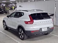 Volvo XC40 лот № 325 оценка 5  с аукциона в Японии 4