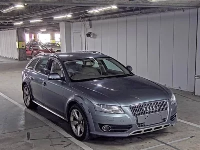 Audi A4  с аукциона в Японии