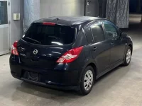 Nissan TIIDA лот № 2184 оценка 3.5  с аукциона в Японии 4
