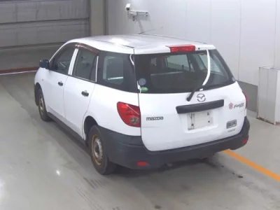 Mazda FAMILIA VAN  с аукциона в Японии