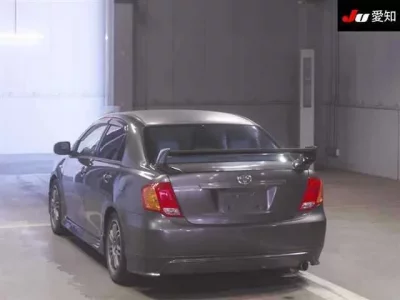 Toyota COROLLA AXIO  с аукциона в Японии